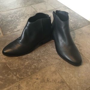Dolce Vita Tucker Black Booties